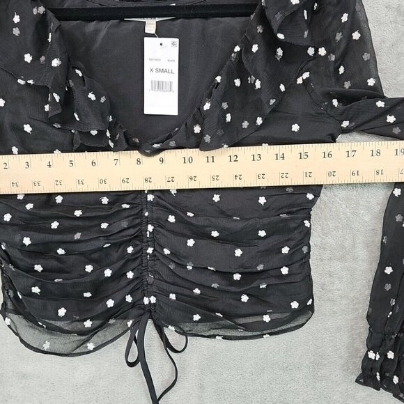 Wayf Crop Top Womens Size XS Black Embroidered Daisy Floral Chiffon Cinch Front - Picture 7 of 11